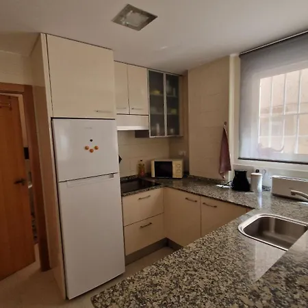 Lovely Beach Flat, Ground Floor, With Fast Wifi, Ac And Heating Bellreguard Exterior photo