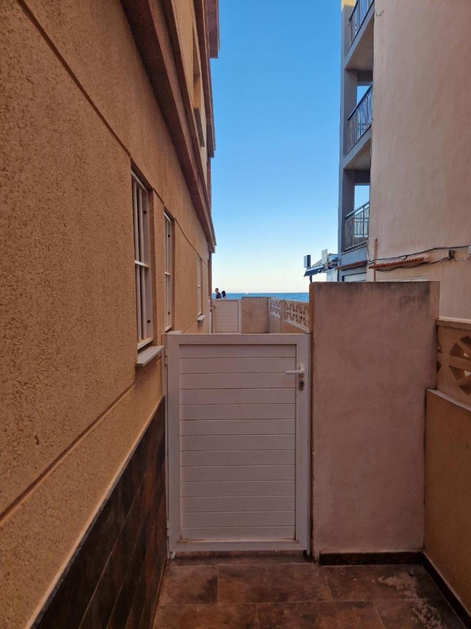 Lovely Flat, Ground Floor, With Fast Wifi, Ac And Heating * Bellreguard