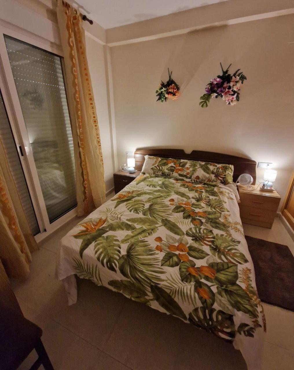 Apartment Lovely Flat, Ground Floor, With Fast Wifi, Ac And Heating